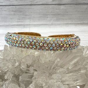 MYSTIC WHITE CRYSTAL ENAMEL BRACELET (041)